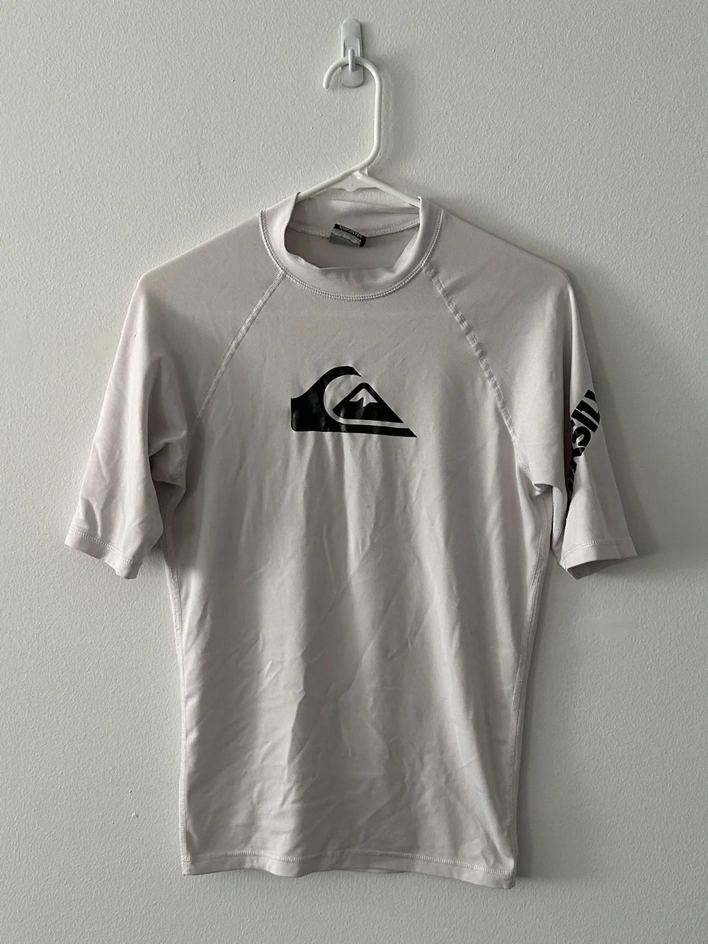 Quicksilver Off White Short Sleeve Rash Guard Surf Tee No Size Tag Est. Size Men